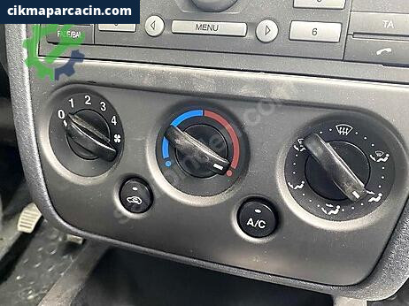 Ford Fiesta Klima Kontrol Paneli çıkma parça