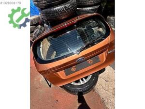 FORD FİESTA 2009-2017 DOLU BAGAJ KAPAĞI