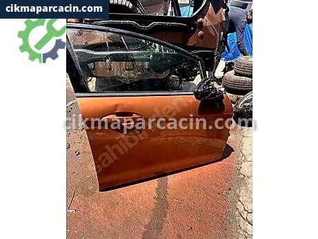 Ford Fiesta Sağ Ön Kapı çıkma parça