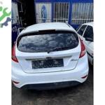 FORD FİESTA 2009-2017 HATASIZ DOLU BEYAZ BAGAJ KAPAĞI