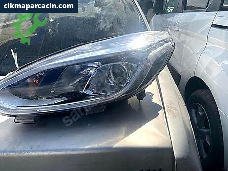 Ford Fiesta Sol Ön Far çıkma parça