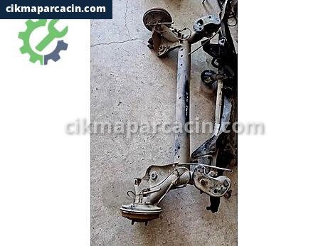 Ford Fiesta Arka Dingil çıkma parça