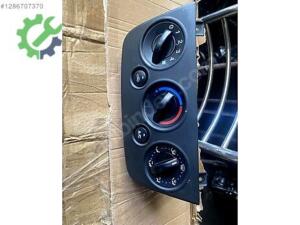 FORD FİESTA FUSİON KLİMA KONTROL PANELİ