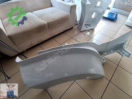 Ford Ön Çamurluk çıkma parça