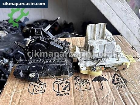 Ford Focus Kapı Kilidi çıkma parça