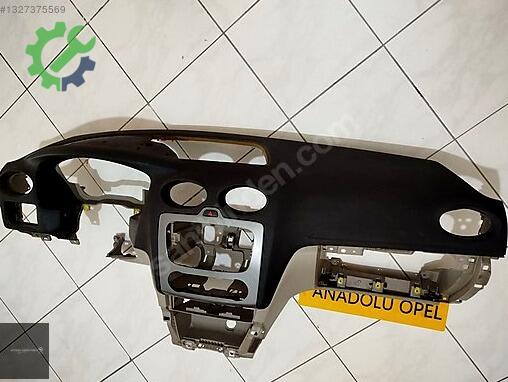 Ford Focus Torpido çıkma parça