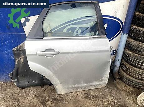 Ford Focus Sağ Arka Kapı çıkma parça