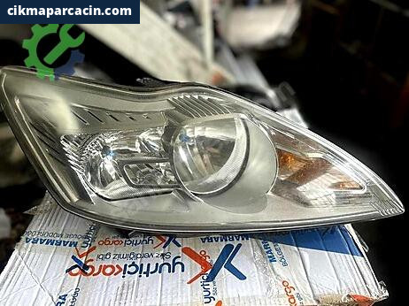 Ford Focus Far çıkma parça