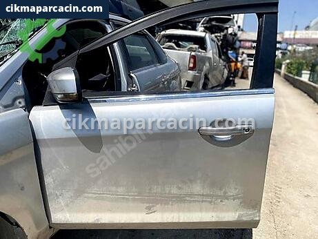 Ford Focus Sol Ön Kapı çıkma parça