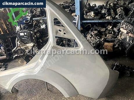 Ford Focus Arka Çamurluk çıkma parça