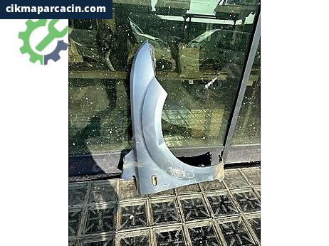 Ford Focus Sağ Ön Çamurluk çıkma parça