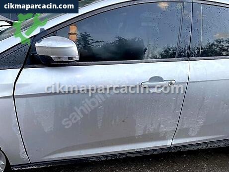 Ford Focus Sol Ön Kapı çıkma parça