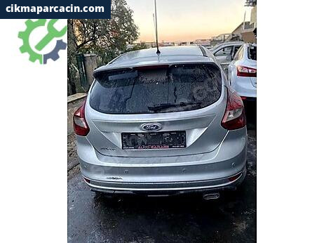 Ford Focus Arka Tampon çıkma parça