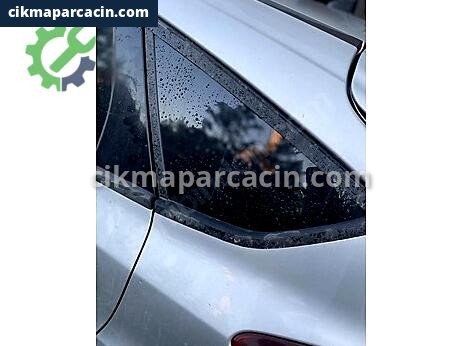 Ford Focus Kelebek Camı çıkma parça