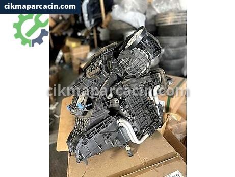 Ford Focus Kalorifer Kutusu çıkma parça