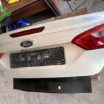 FORD FOCUS 3 SEDAN HATASIZ DOLU GRİ BAGAJ KAPAĞI 2012-2013-2014-