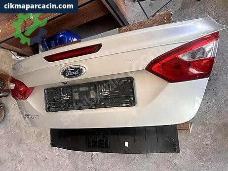 Ford Focus Bagaj Kapağı çıkma parça