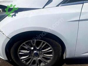 FORD FOCUS 3 SOL ÖN ÇAMURLUK HATASIZ BEYAZ