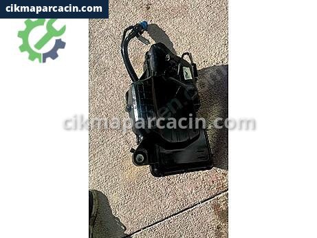 Ford Focus Adblue Deposu çıkma parça