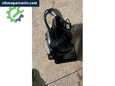 Ford Focus Adblue Deposu çıkma parça