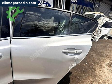Ford Focus Sol Arka Kapı çıkma parça