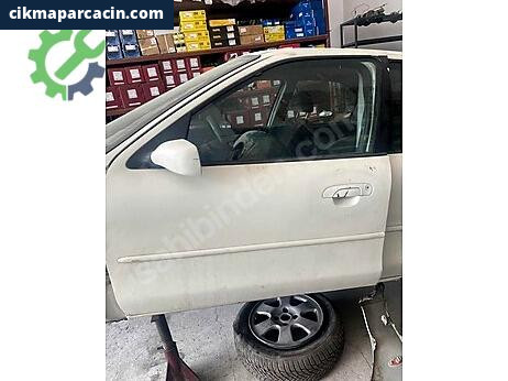Ford Mondeo Sol Ön Kapı çıkma parça