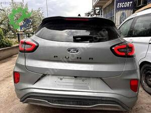 FORD PUMA HATASIZ DOLU BAGAJ KAPAĞI