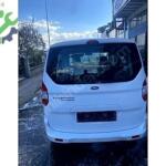 FORD TOURNEO COURİER HATASIZ DOLU BEYAZ BAGAJ KAPAĞI
