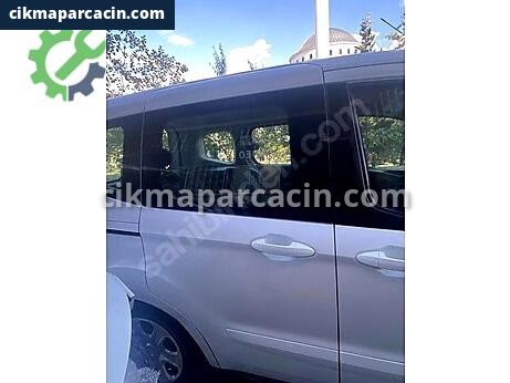 Ford Tourneo Sağ Arka Kapı çıkma parça