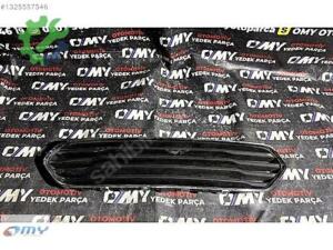 FORD TOURNEO COURİER ÖN TAMPON ORTA IZGARASI