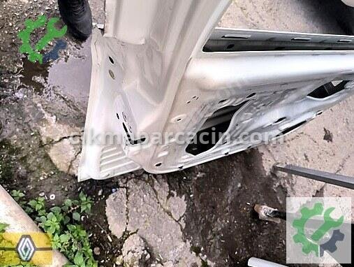 Fiat Egea Sol Ön Kapı çıkma parça