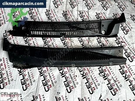 Ford Connect Ön Panjur çıkma parça
