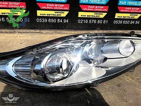 Ford Fiesta Sağ Ön Far çıkma parça