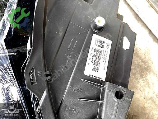 Ford Kuga Sağ Ön Far PV4B-13E14-CF çıkma parça