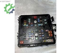 Ford Transit – Custom Motor İçi Sigorta Kutusu (KK3T-14D068-JE)