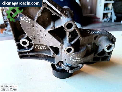 Opel Insignia Motor Takozu 55582510 çıkma parça