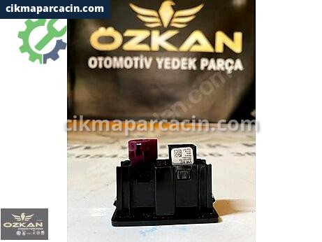 Volkswagen Golf Aux - Usb çıkma parça