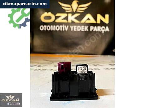 Volkswagen Golf Aux - Usb çıkma parça