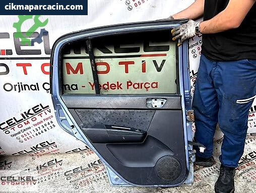 Hyundai Getz Sağ Arka Kapı çıkma parça