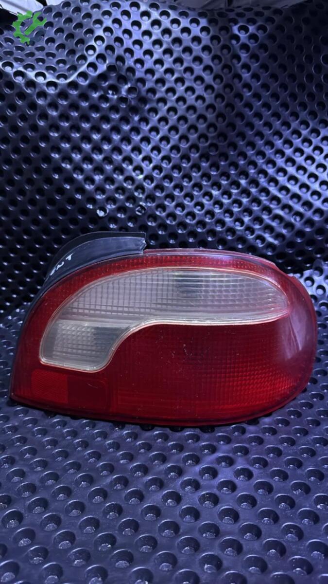 Hyundai Accent Sağ Stop çıkma parça