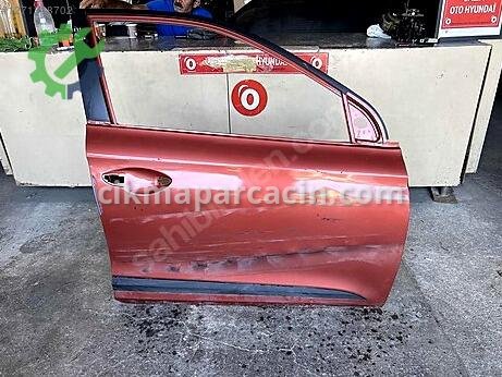 Hyundai i20 Sağ Ön Kapı çıkma parça