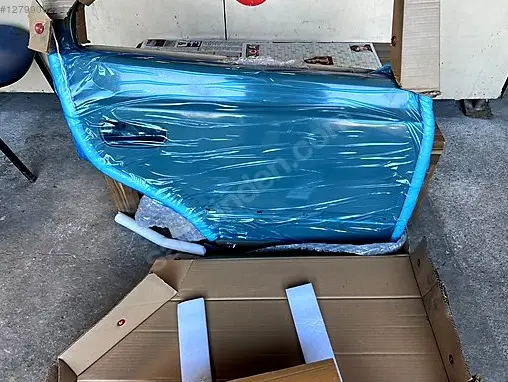Hyundai Accent Sağ Arka Kapı çıkma parça