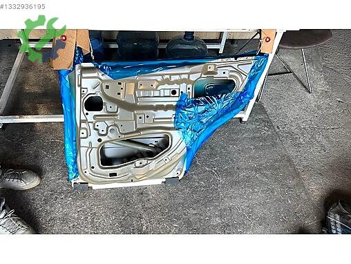 Hyundai Accent Sağ Arka Kapı çıkma parça