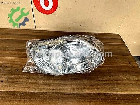 Hyundai Accent Sağ Ön Far çıkma parça