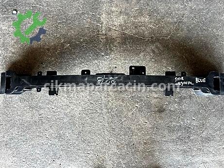 Hyundai Accent Blue Arka Tampon Demiri çıkma parça