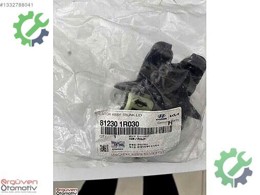 Hyundai Accent Blue Bagaj Kilidi 81230-1R030 çıkma parça