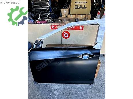 Hyundai Accent Blue Sol Ön Kapı çıkma parça