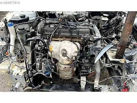 Hyundai Accent Era Gaz Kelebeği çıkma parça