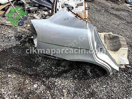 Hyundai Accent Era Sağ Arka Çamurluk çıkma parça