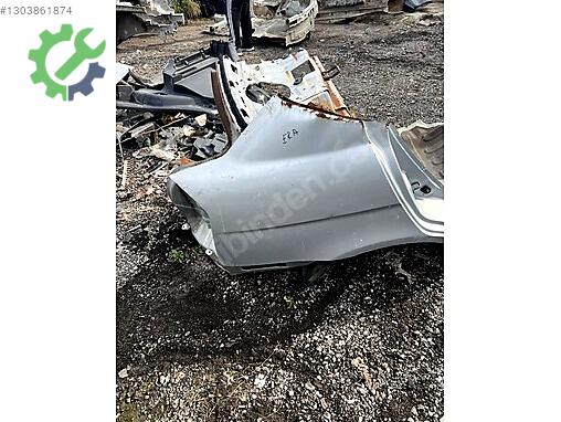 Hyundai Accent Era Sağ Arka Çamurluk çıkma parça